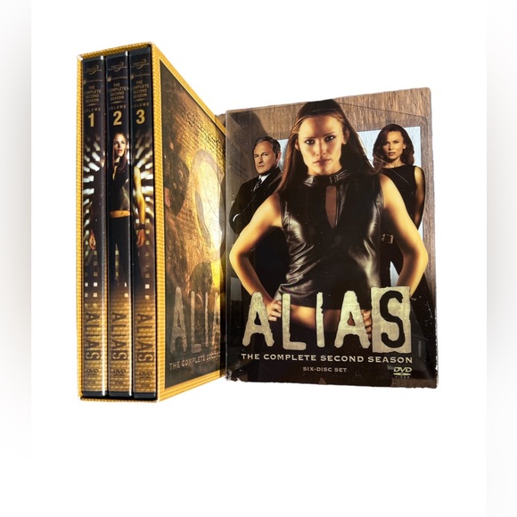 ALIAS  The complete Second Season The complete First season is listed separately - Picture 11 of 11